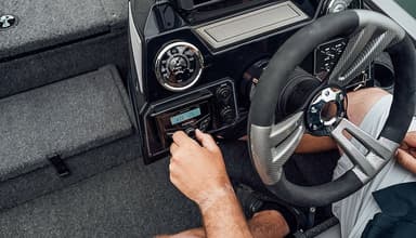 2021 Lowe Boats Stinger 195B