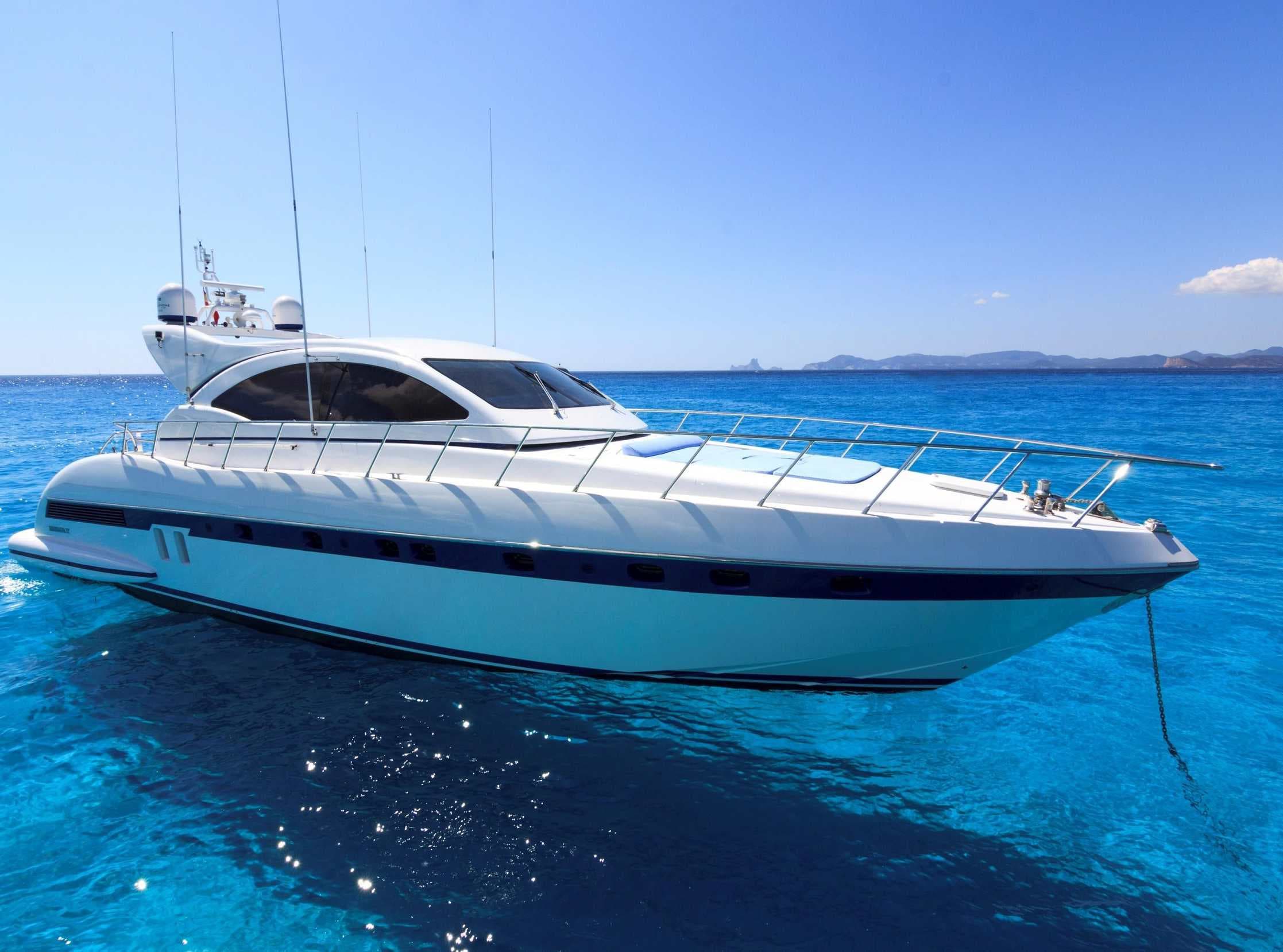 2004 Mangusta Yachts 72