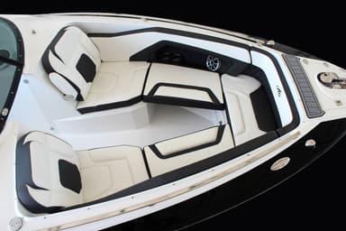 2021 Monterey 298 SS