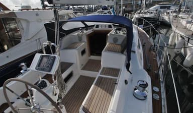 1996 Oyster Yachts 42