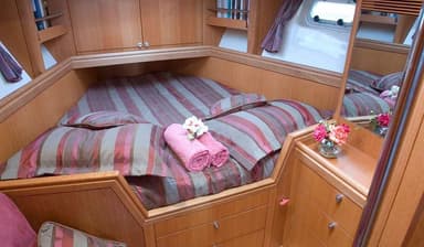 1986 Oyster Yachts 55