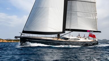 2013 Oyster Yachts 885