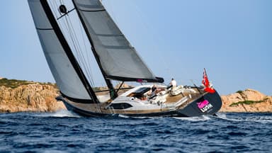 2013 Oyster Yachts 885