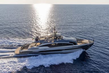2022 Pershing Yachts GTX116