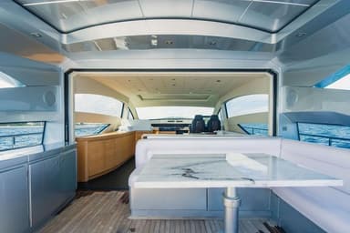 2010 Pershing Yachts 64