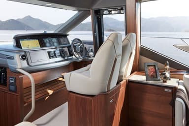 2020 Princess Yachts F62