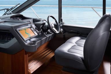 2016 Princess Yachts V48