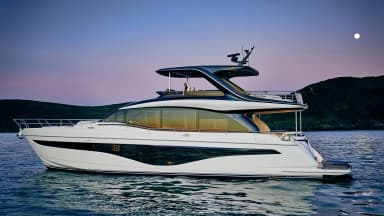 2014 Princess Yachts Y72