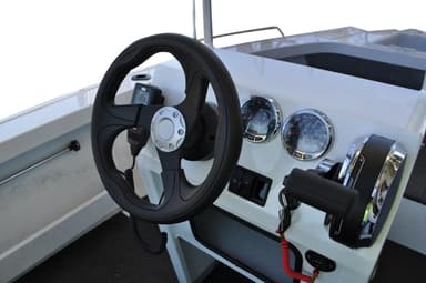 2023 Quintrex  490 Renegade Center Console