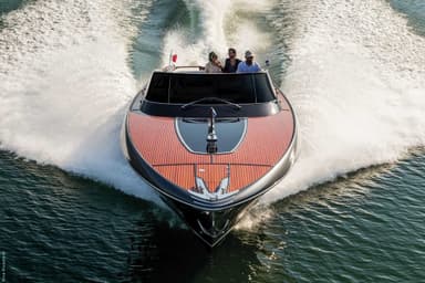 2017 Riva Yacht 38 Rivamare