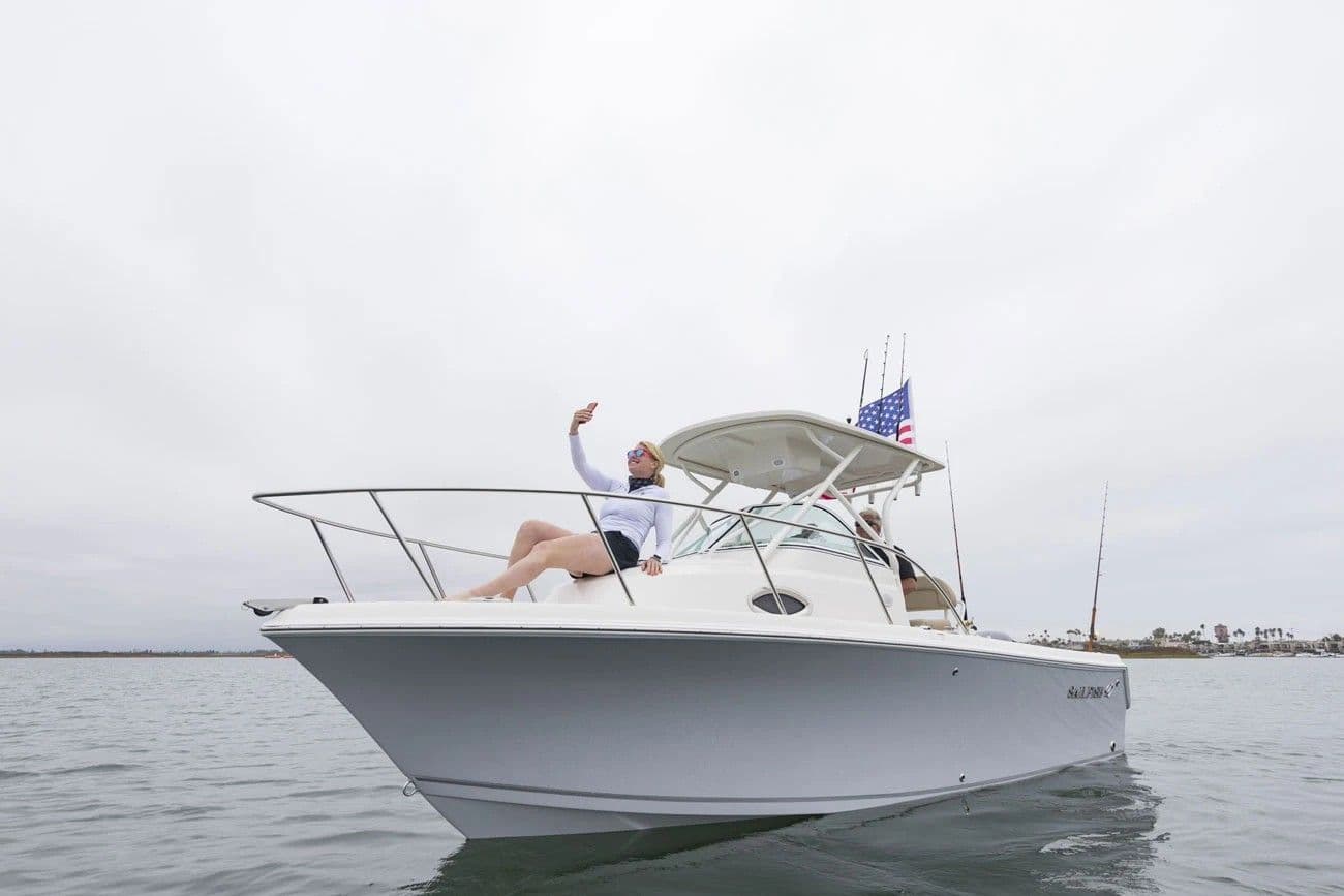 2023 Sailfish Boats 220 WAC