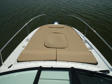 2021 Sea Ray Sunsport 230