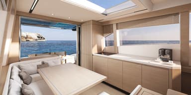 2023 Solaris Power 52 Coupe