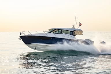 2023 Tiara Yachts 43 LE