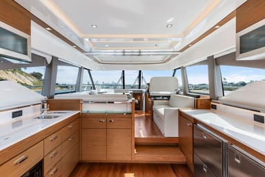 2022 Tiara Yachts 53 Coupe