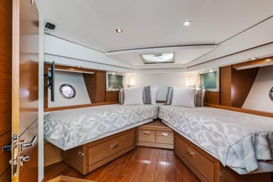 2022 Tiara Yachts 53 Coupe