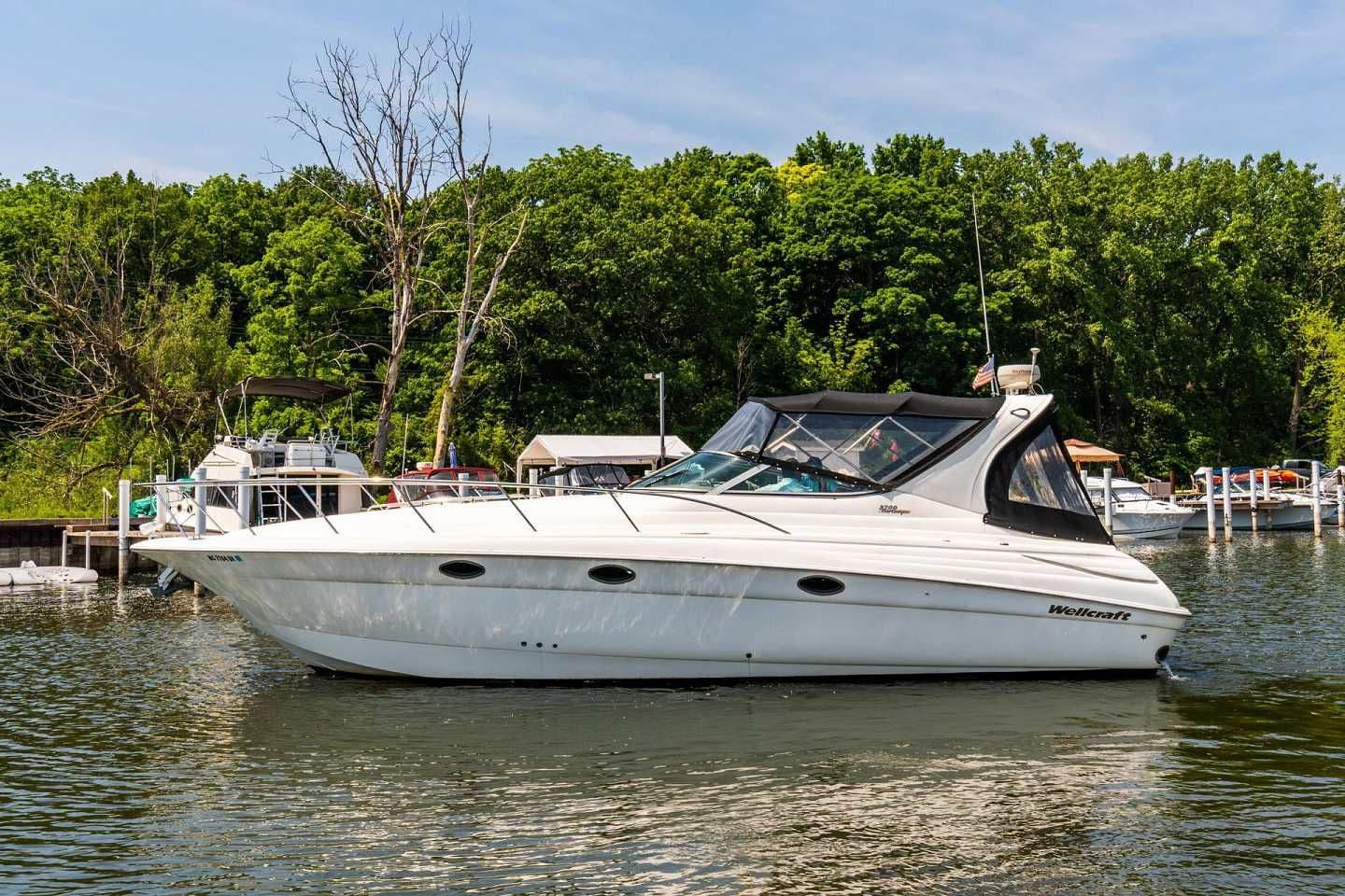 2001 Wellcraft 3700 Martinique