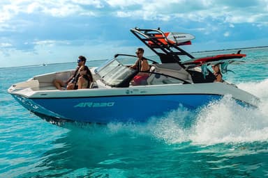 2023 Yamaha Boats SX220