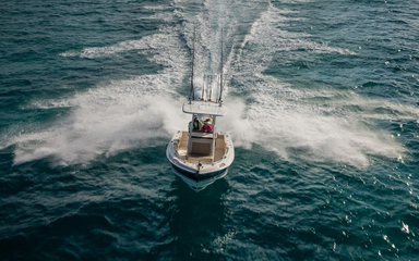 2022 Boston Whaler 230 Outrage