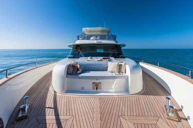 2013 Azimut Yachts Magellano 76