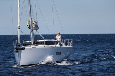 2016 Elan Yachts GT5