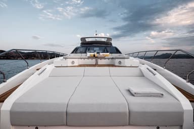 2017 Azimut Yachts Grande 27M