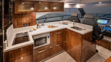 2023 Riviera 4800 Sport Yacht Platinum Edition