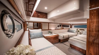 2023 Riviera 4800 Sport Yacht Platinum Edition