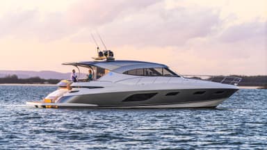 2023 Riviera 6000 Sport Yacht Platinum Edition
