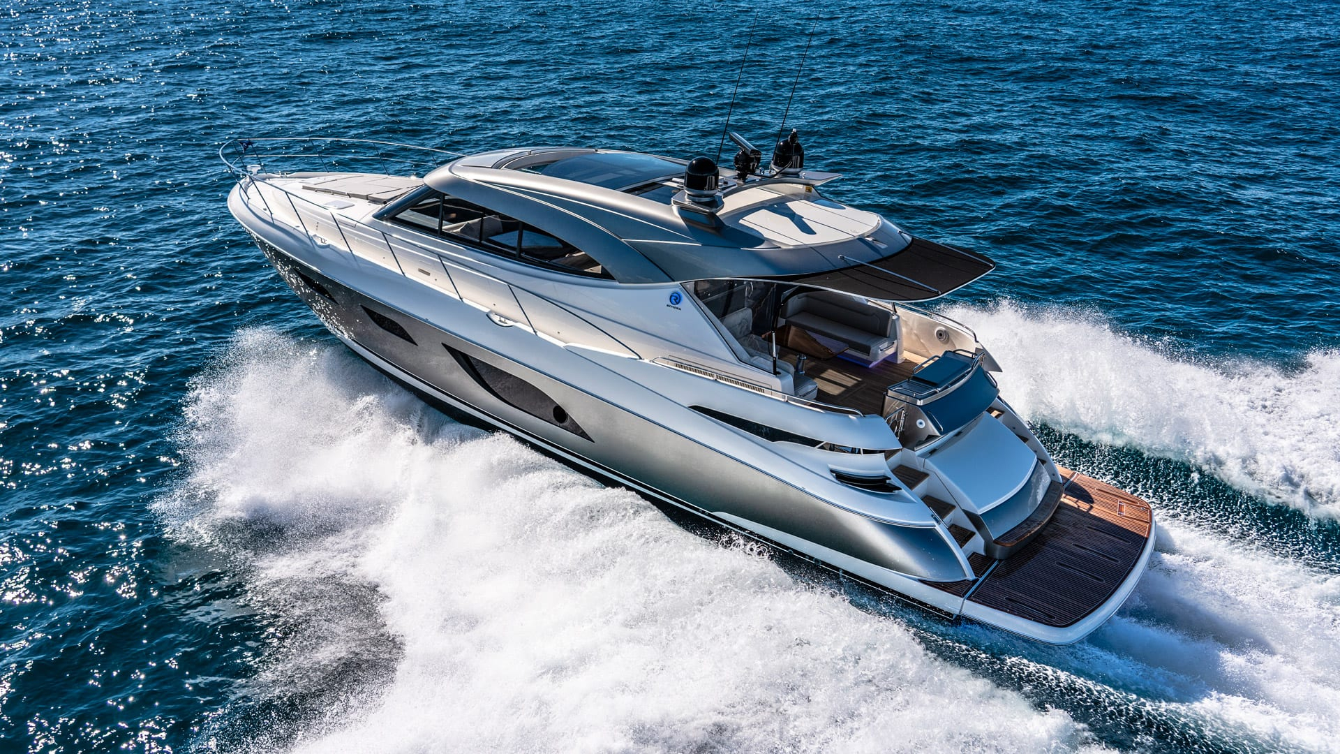 2023 Riviera 6000 Sport Yacht Platinum Edition