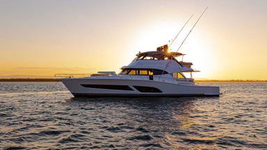 2017 Riviera 72 Sports Motor Yacht