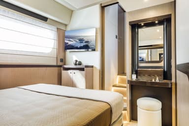 2019 Absolute Yachts 47 FLY