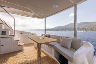 2019 Absolute Yachts 47 FLY