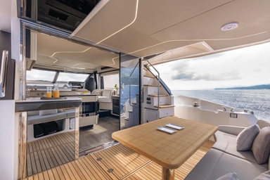 2019 Absolute Yachts 47 FLY