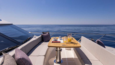 2022 Absolute Yachts 56 FLY