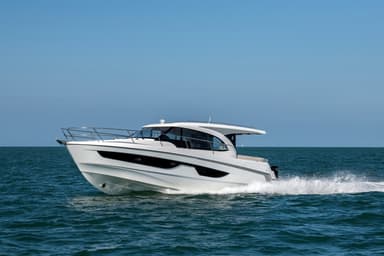 2020 Beneteau Antares 11