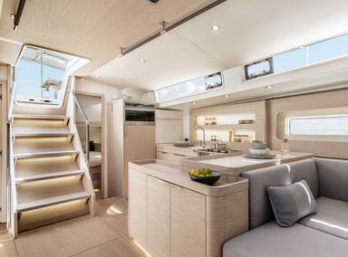 2022 Beneteau Oceanis 54