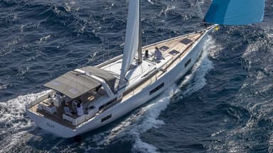 2022 Beneteau Oceanis 54