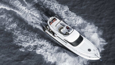 2006 Birchwood 500 Flybridge