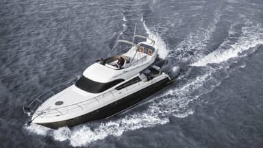 2006 Birchwood 500 Flybridge