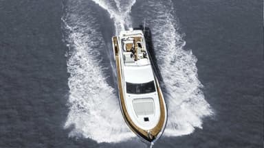 2006 Birchwood 770 Flybridge