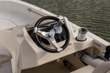 2021 Boston Whaler 130 Super Sport