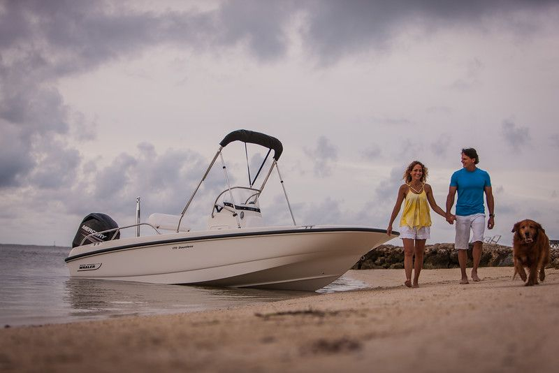 2017 Boston Whaler 170 Dauntless