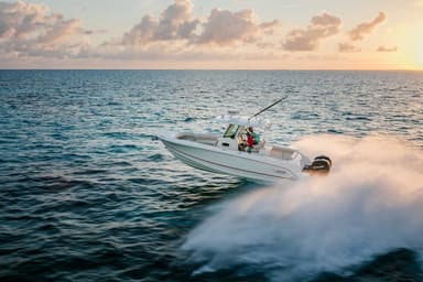 2021 Boston Whaler 280 Outrage