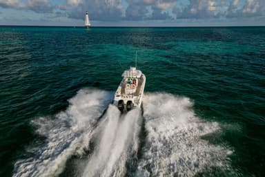 2021 Boston Whaler 280 Outrage