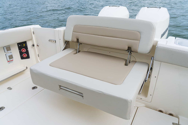 2022 Boston Whaler 280 Vantage