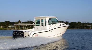 2018 Boston Whaler 315 Conquest
