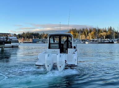 2023 Boston Whaler 325 Conquest Pilothouse