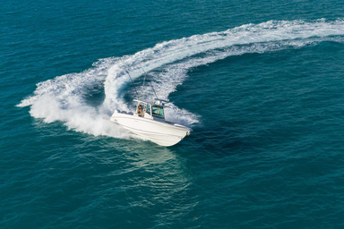 2018 Boston Whaler 350 Outrage