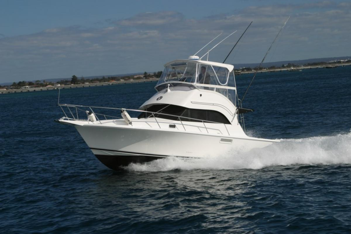 2023 Caribbean Boats C32 Flybridge Cruiser